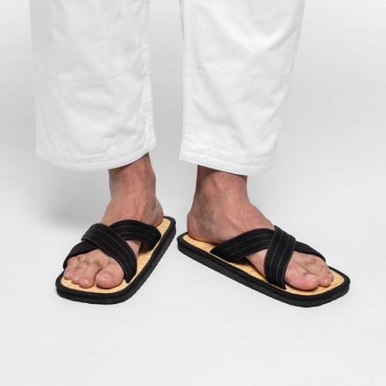 FUJIMAE Rice-Straw X Zori Sandals