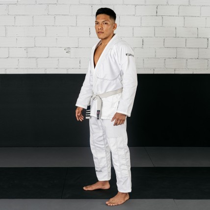 Basic Brazilian Jiu Jitsu Gi